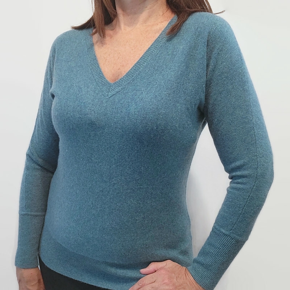 Cynthia Rowley Teal Blue Cashmere V-Neck Sweater